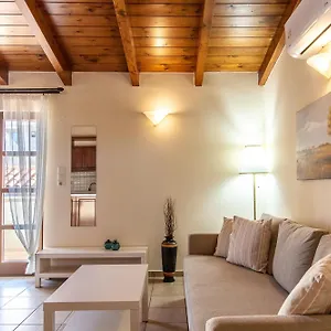 https://katrina-house.rethymnohotels.net
