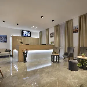 Season Otel Prag