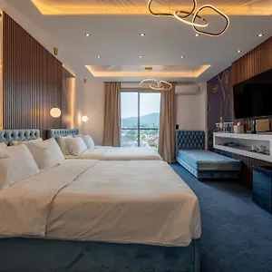 Hotel Greek House, Neos Marmaras